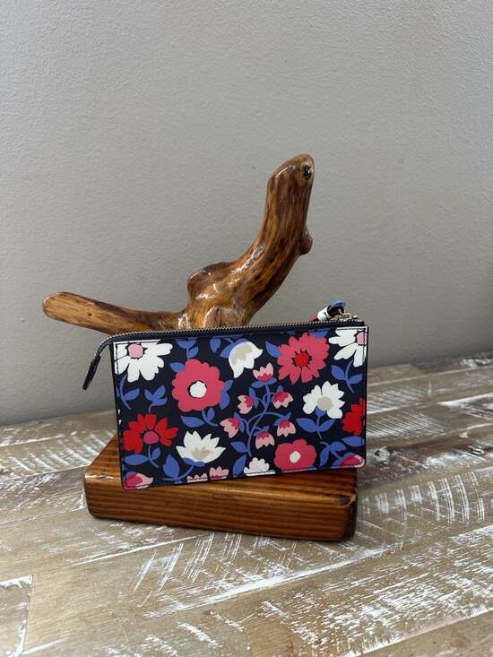 Kate Spade New York Cameron Street Daisy Leila Floral Wristlet - Picture 4 of 6